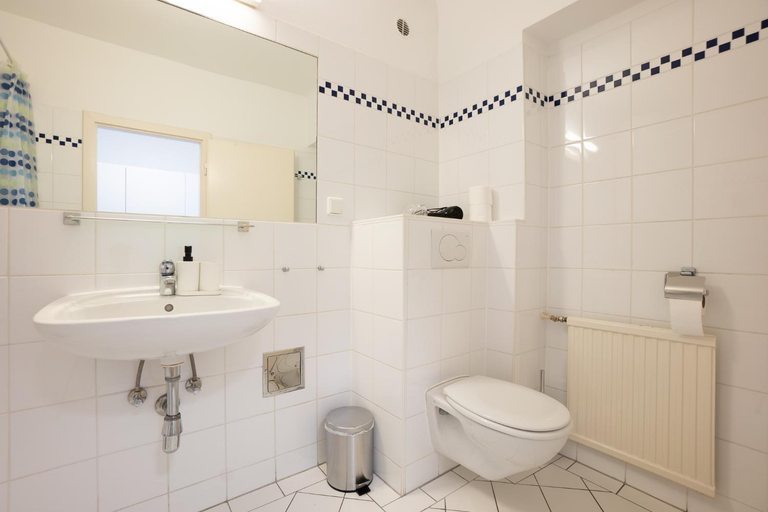 Bathroom 3, Central living - Stephansdom Apartments, Wien