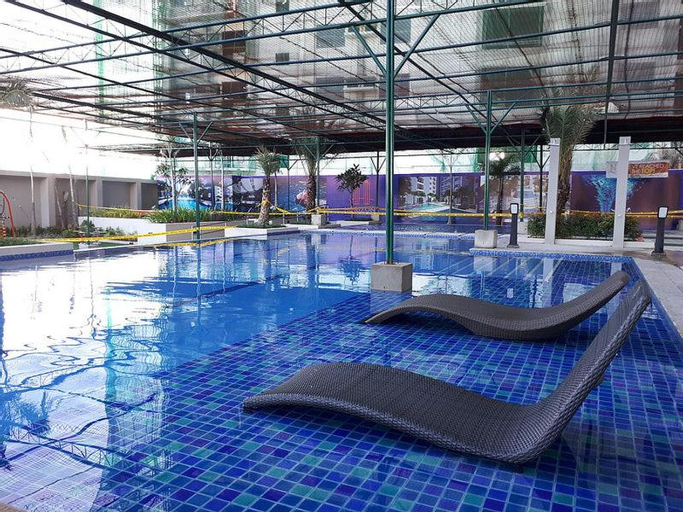 Swimming Pool 4