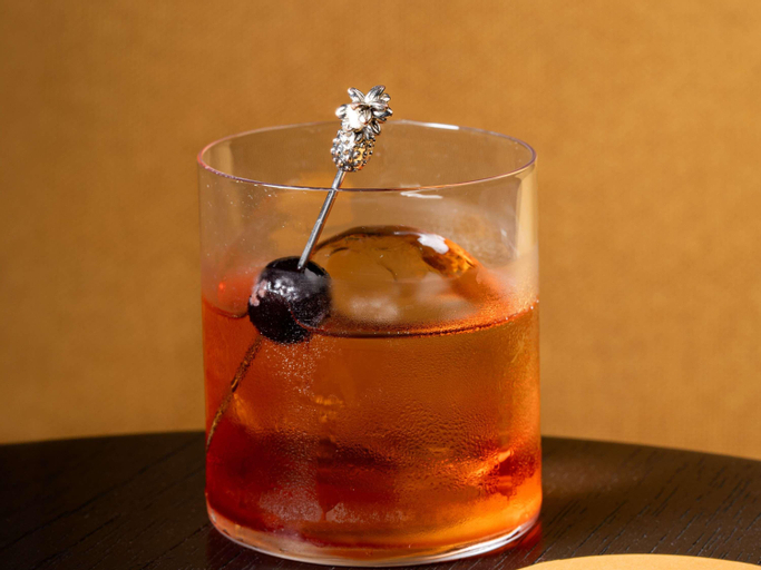 Food & Drinks 17