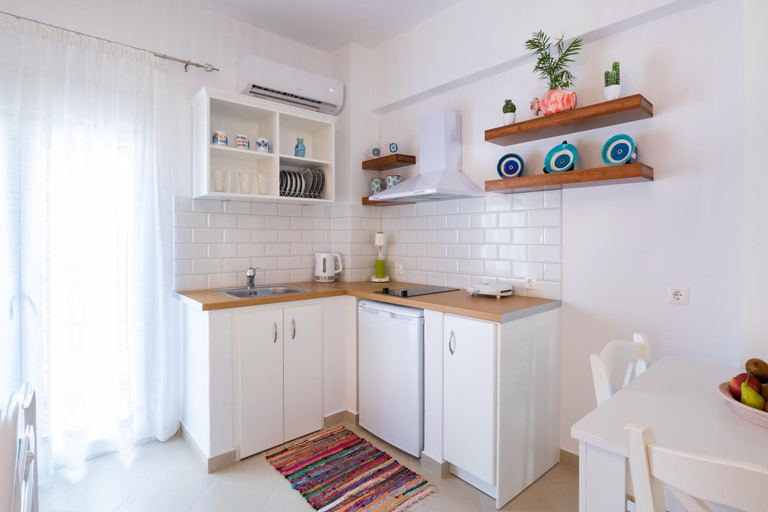 Kitchen 2, Anemos Guest Apts, South Aegean