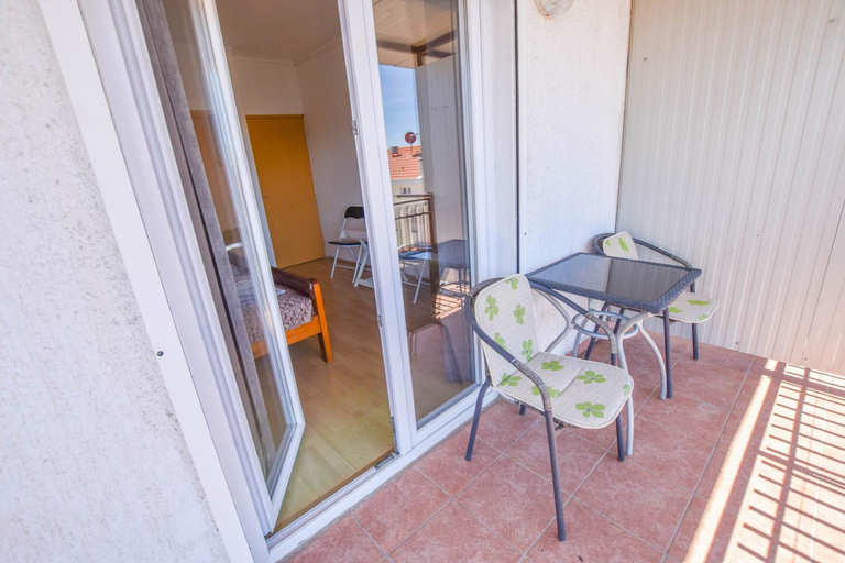 Others 5, Rooms Oak Tree, Biograd na Moru