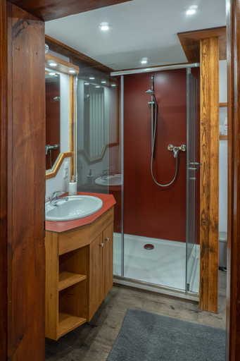 Bathroom 4, Hotel Restaurant Alatsee, Ostallgäu