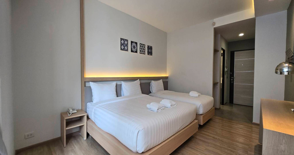 Bedroom 13