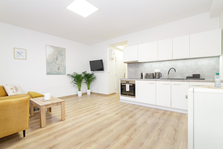 Others 2, Apartment Hotel STUD MB, Ostrava