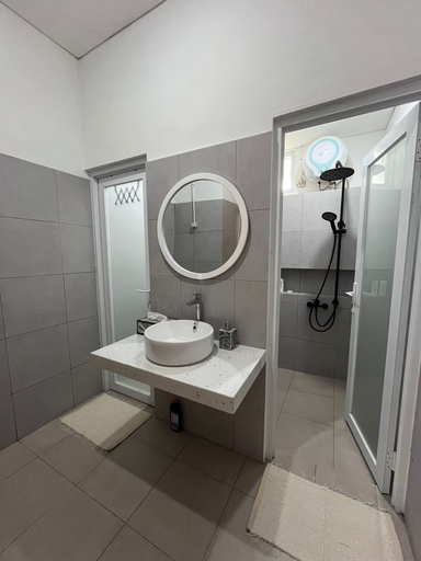 Bathroom 5, Arfani's House, Sleman