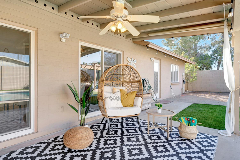Others 4, Scottsdale Designer Oasis - Private Pool & Insta Getaway, Maricopa