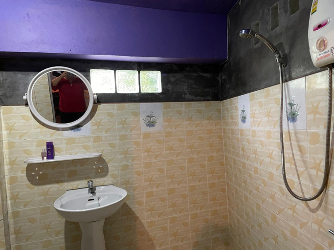 Bathroom 3