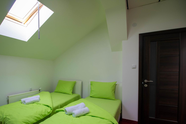 Others 4, Hostel Aurora, Požarevac
