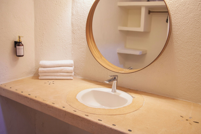 Bathroom 5, HOTEL BIULÚ, Dist. Pochutla