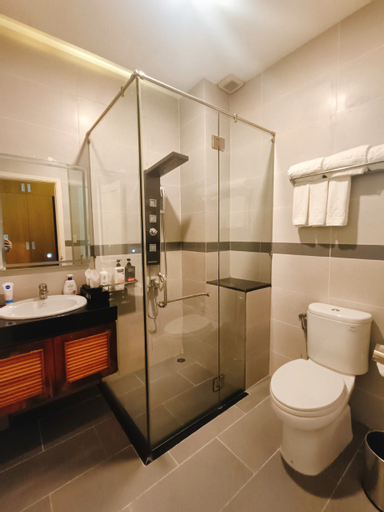 Bathroom 4