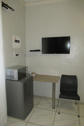 Others 5, Pab-Love Guest House, John Taolo Gaetsewe