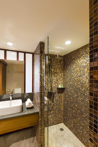 Bathroom 4