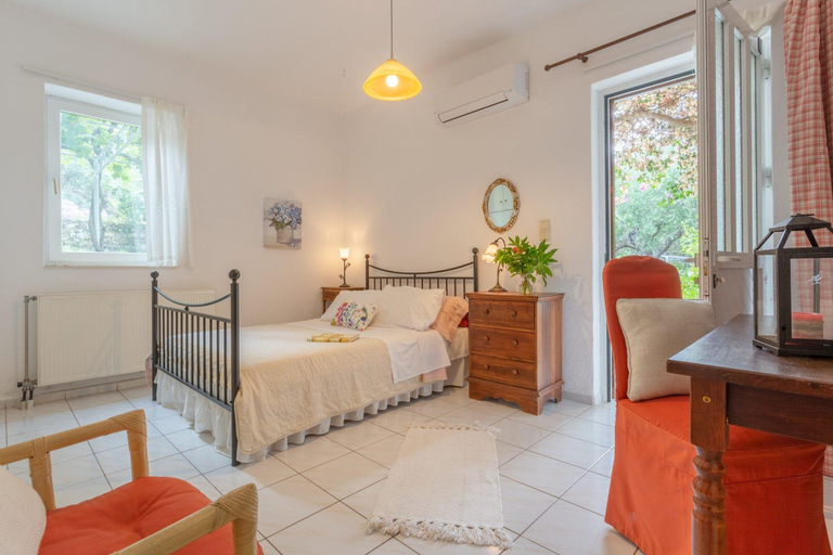 Bedroom 3, Villa Armi, Crete