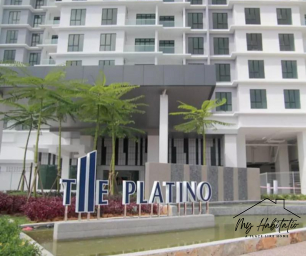 PLATINO 3 Bedroom with Balcony Next to Paradigm Mall up to 13 PAX, Johor Bahru