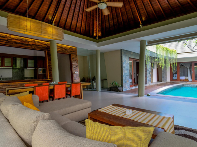 Swimming Pool 10
