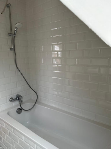 Bathroom 4, Le Cocon, Brabant Wallon