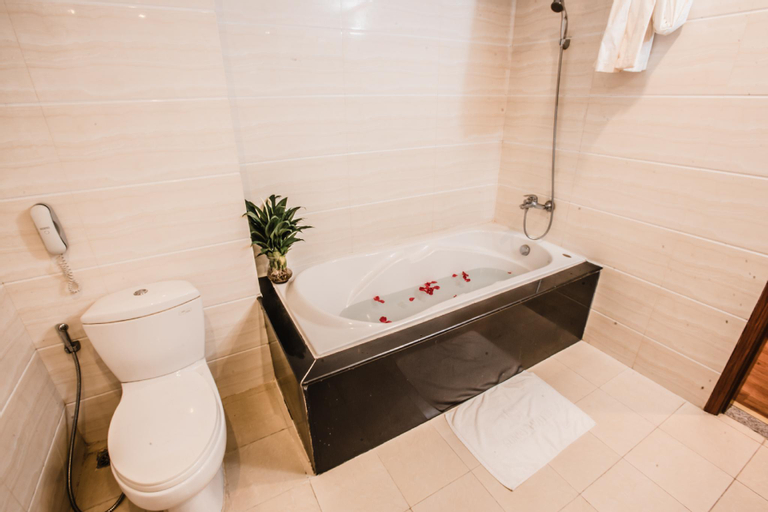 Bathroom 3
