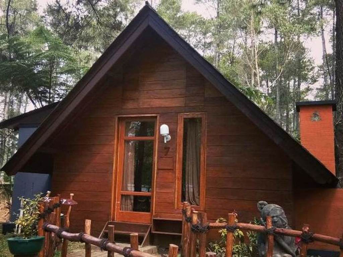 Exterior 5