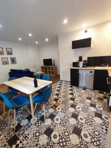 Kitchen 2, Appartement hyper centre de Montargis, Loiret