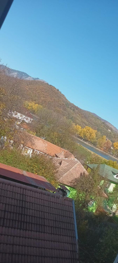 Others 5, Apartament Maria, Calimanesti