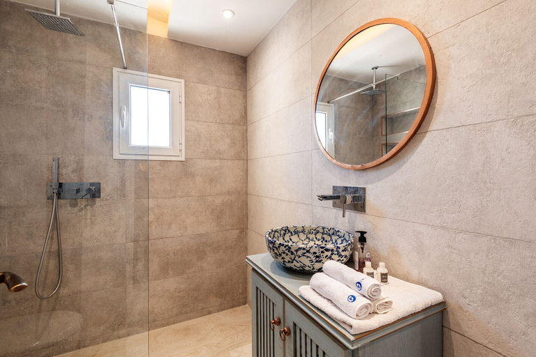Bathroom, Azur, La Marsa