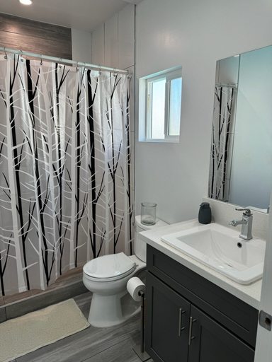 Bathroom 4, Format Stays Coliving, Los Angeles