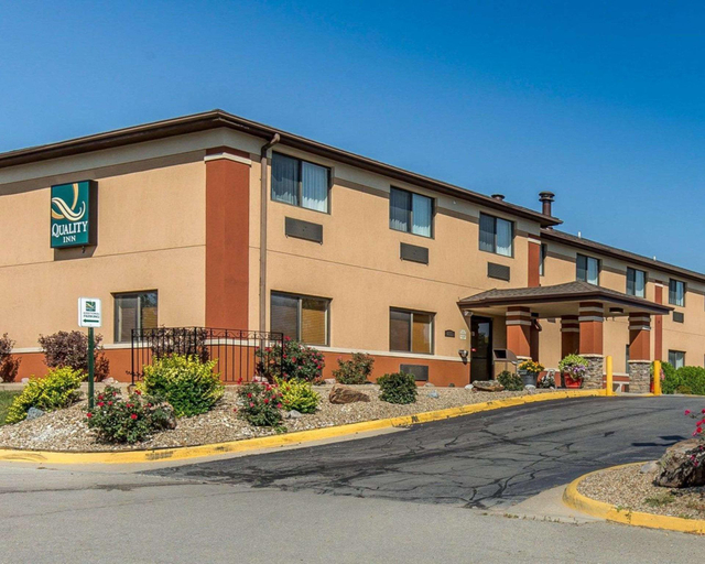 Exterior & Views, Quality Inn at Collins Road - Cedar Rapids, Linn