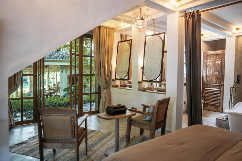 Bedroom 12