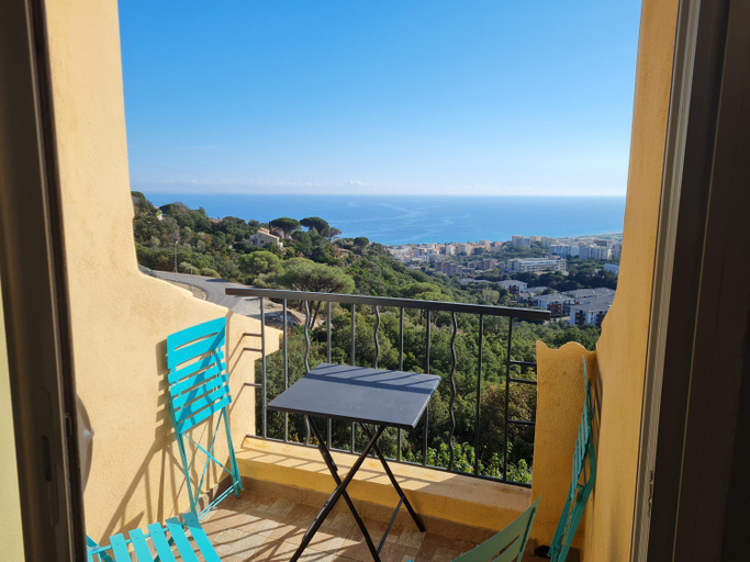 Others 3, les gites de pietra rossa, Haute-Corse