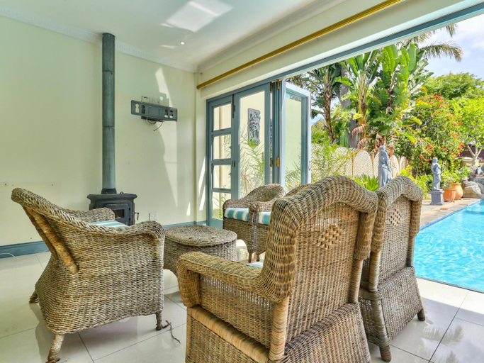 Others 5, Villa Jesdene, City of Cape Town