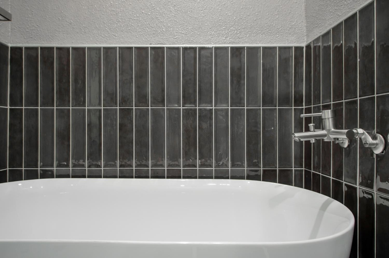 Bathroom 3, LONG STAY HERE, Tainan