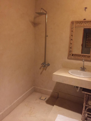 Bathroom 3, tanirt ecolodge, Siwa