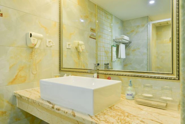 Bathroom 4, Junmei International Hotel, Guigang