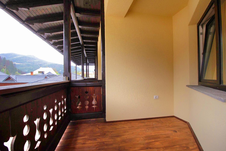 Others 5, Fexada Home, Vama