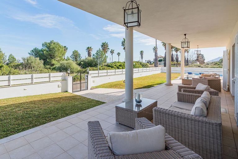 Others 4, Villa Quiros II, Baleares