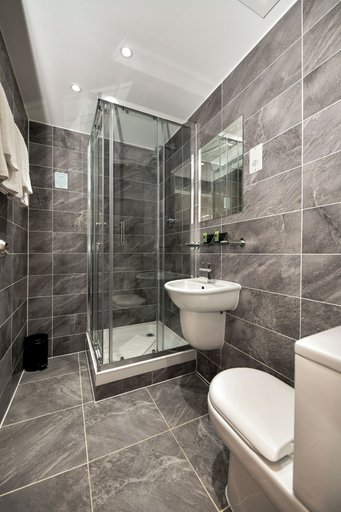 Bathroom 3, Queens Park Premier London Hyde Park, London