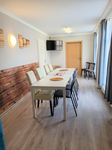 Others 3, Pension Domino, Nordhausen