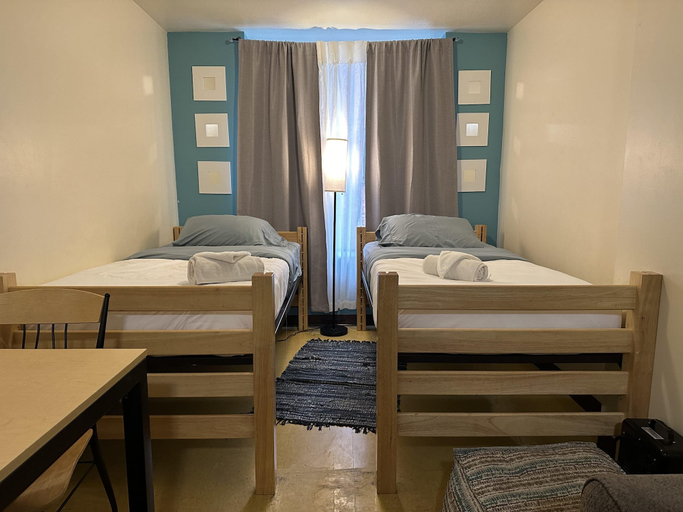 Bedroom 3, Cozy Convenient Downtown Apt Walk Everywhere, Allegheny