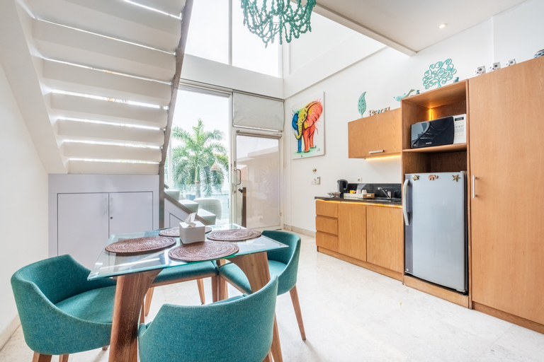 Dining Room 17