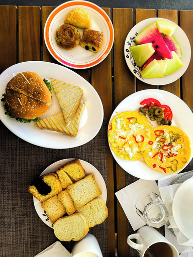 Food & Drinks 5, Salida Del Sol Santorini, South Aegean