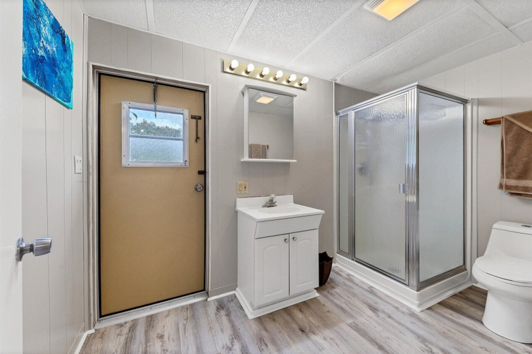 Bathroom, 7324 Candace Lane, Charlotte