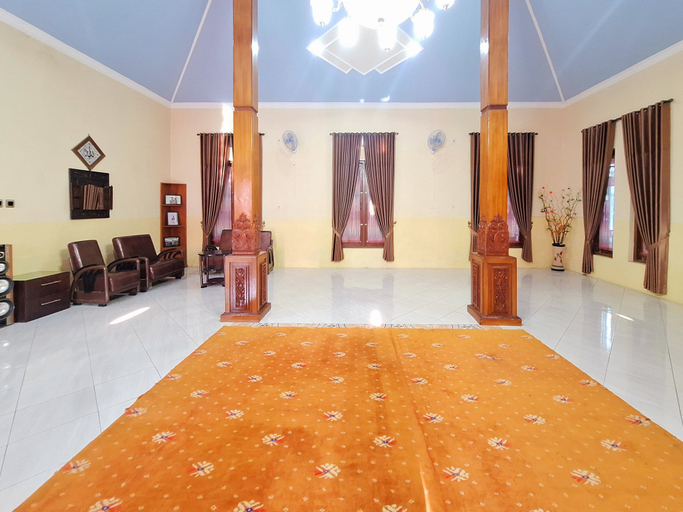 Others 4, Joglo Dhepis Syariah Borobudur Magelang RedPartner, Magelang