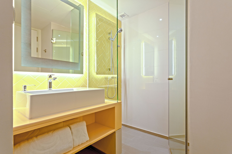 Bathroom 4, COSI Pattaya Wong Amat Beach, Pattaya