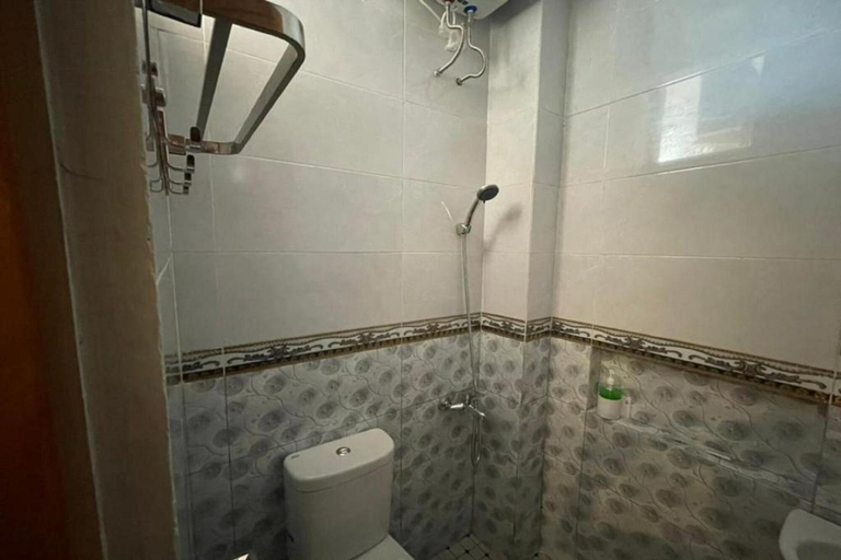 Bathroom 5, Hotel O Dian Asih Rooms, Demak