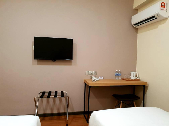 Bedroom 5