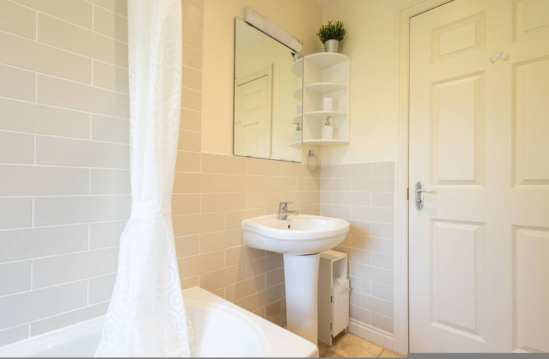 Room 3, Host Stay No 12 in Alnwick, Northumberland