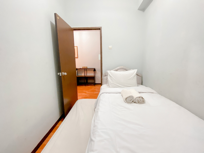 Bedroom 13