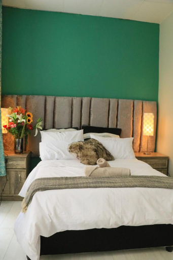 Others 5, Rio Guest House, City of Cape Town