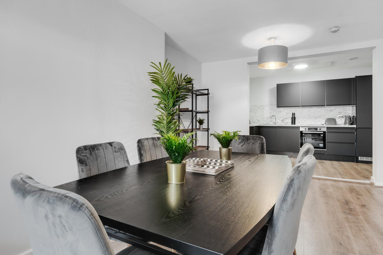 Others 4, Stanley St Suites By GuestFirst, Sefton