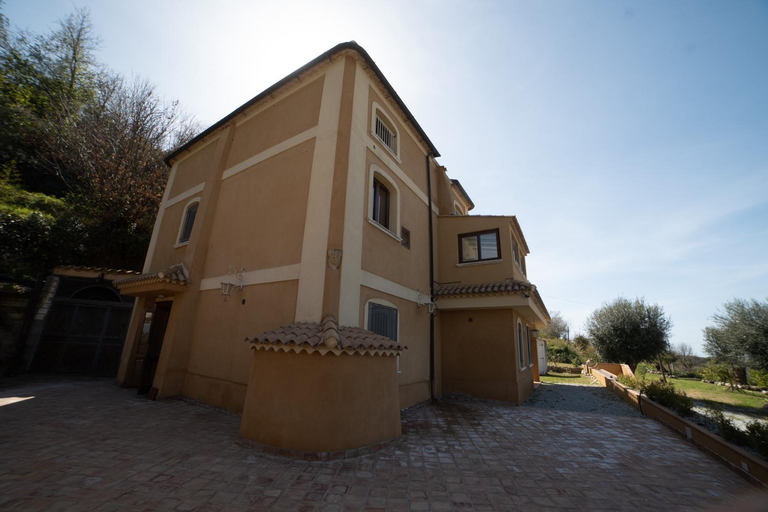 Villa con Piscina Privata a 2 kilometri da Tropea, Vibo Valentia